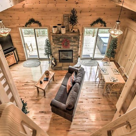 Private Sevierville Cabin With Mountain Views And Loft Экстерьер фото