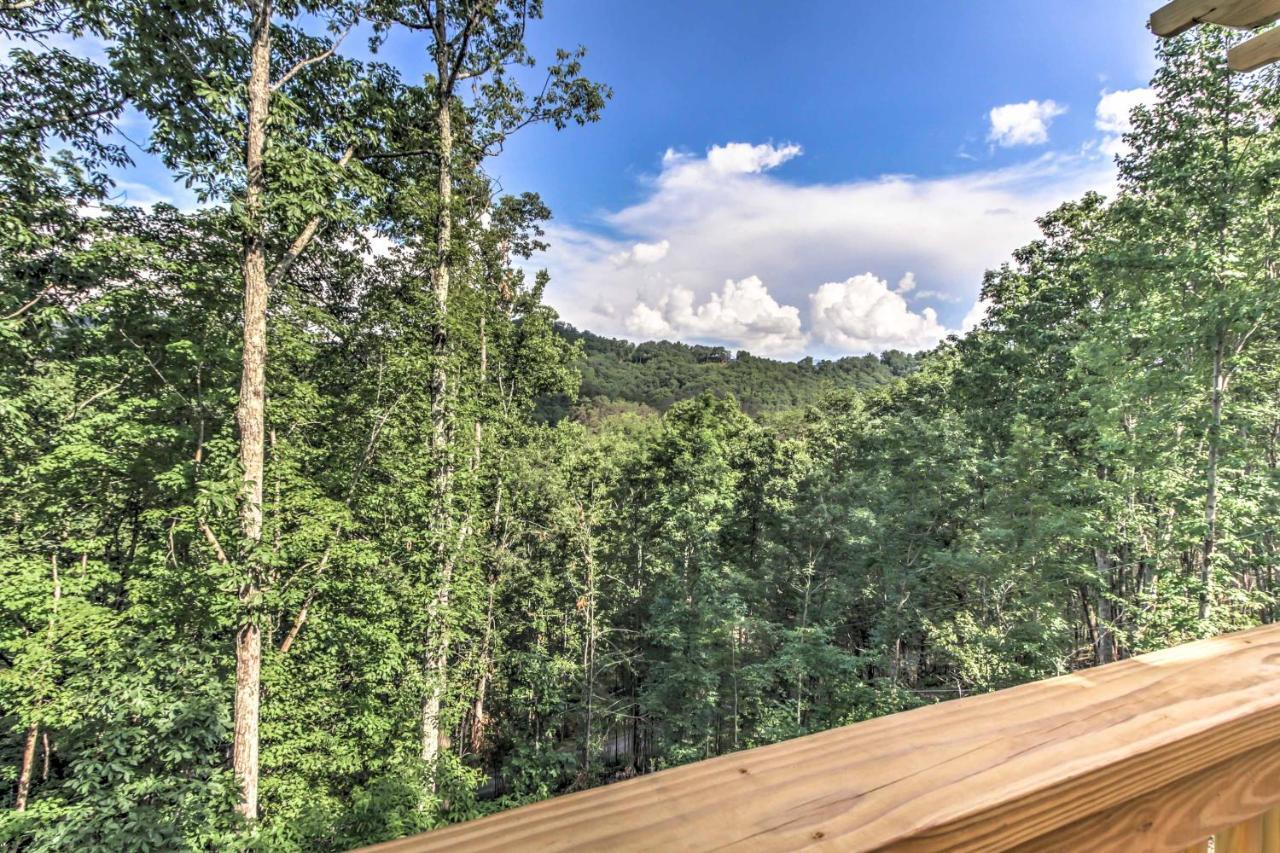 Private Sevierville Cabin With Mountain Views And Loft Экстерьер фото