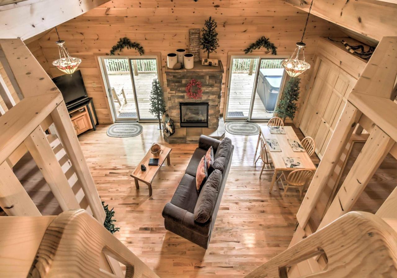 Private Sevierville Cabin With Mountain Views And Loft Экстерьер фото