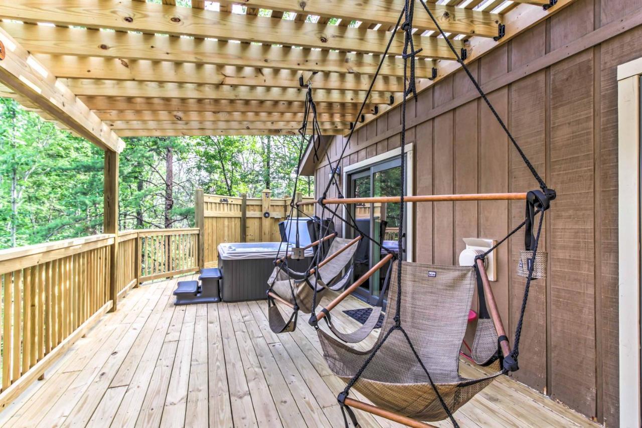 Private Sevierville Cabin With Mountain Views And Loft Экстерьер фото